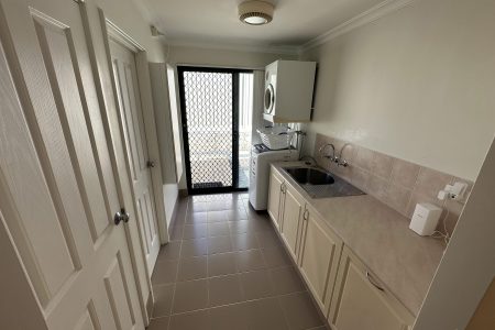 10 Rutherford Square, ORELIA, WA 6167 AUS