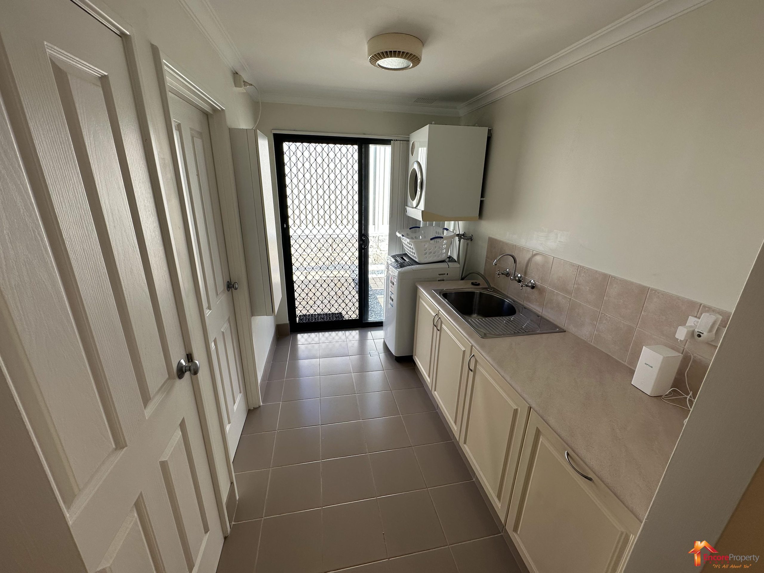 10 Rutherford Square, ORELIA, WA 6167 AUS