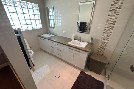 10 Rutherford Square, ORELIA, WA 6167 AUS