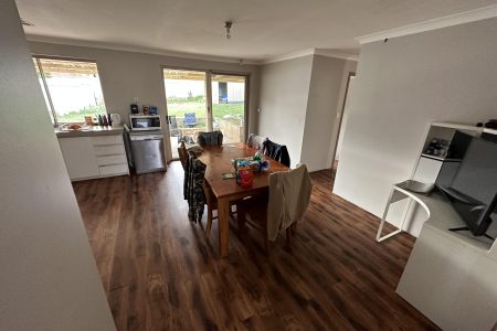 136 Dalrymple Drive, LEDA, WA 6170 AUS