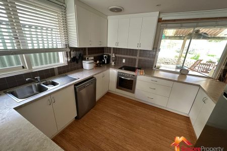 36 Adamson Road, PARMELIA, WA 6167 AUS