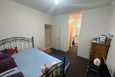 76 Hawkeswood Boulevard, KWINANA TOWN CENTRE, WA 6167 AUS