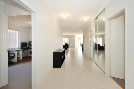 62 Daybreak Loop, WELLARD, WA 6170 AUS