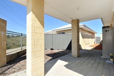 62 Daybreak Loop, WELLARD, WA 6170 AUS