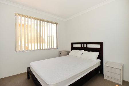 62 Daybreak Loop, WELLARD, WA 6170 AUS