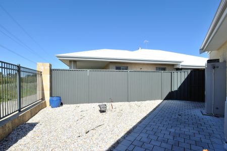 62 Daybreak Loop, WELLARD, WA 6170 AUS