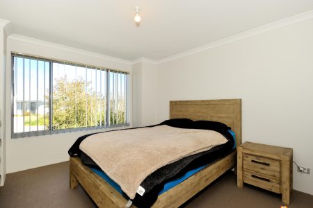 62 Daybreak Loop, WELLARD, WA 6170 AUS