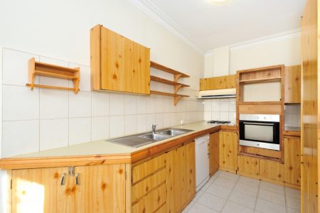 15 Westcott Road, MEDINA, WA 6167 AUS