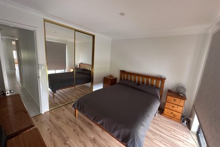 4 Patrick Vista, PARMELIA, WA 6167 AUS