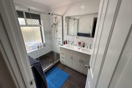 4 Patrick Vista, PARMELIA, WA 6167 AUS