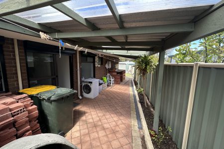 4 Patrick Vista, PARMELIA, WA 6167 AUS