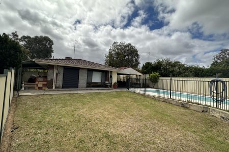 4 Patrick Vista, PARMELIA, WA 6167 AUS