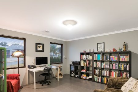 7 Corbridge Avenue, WELLARD, WA 6170 AUS