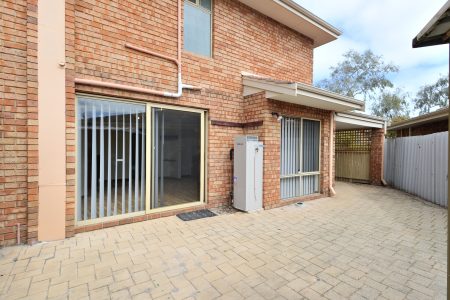 11/5B Sepia Court, ROCKINGHAM, WA 6168 AUS