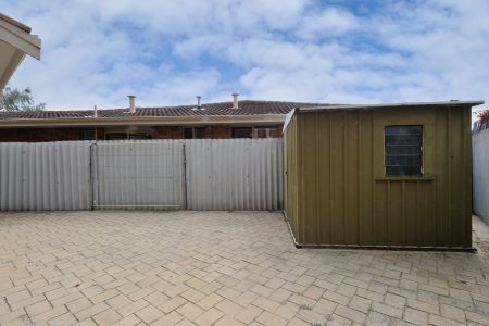 11/5B Sepia Court, ROCKINGHAM, WA 6168 AUS