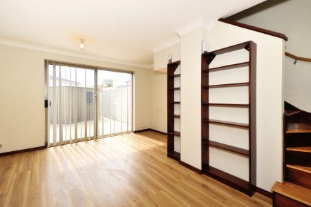 11/5B Sepia Court, ROCKINGHAM, WA 6168 AUS
