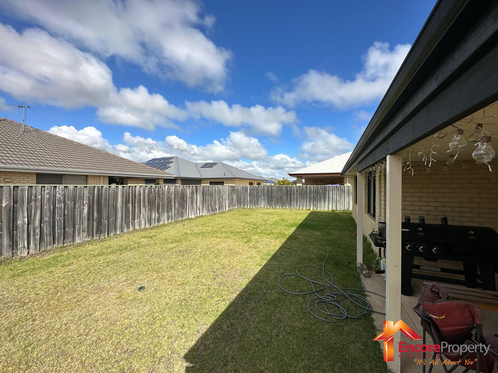 17 Ivory Way, WELLARD, WA 6170 AUS