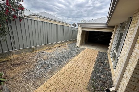 45 Ringwood Loop, WELLARD, WA 6170 AUS