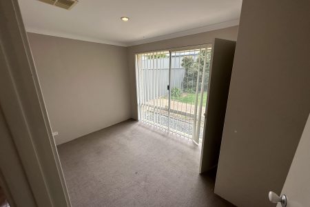 45 Ringwood Loop, WELLARD, WA 6170 AUS