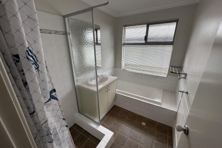 45 Ringwood Loop, WELLARD, WA 6170 AUS