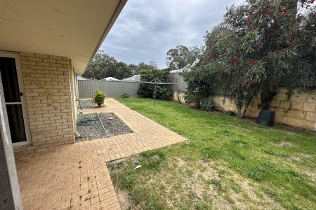 45 Ringwood Loop, WELLARD, WA 6170 AUS