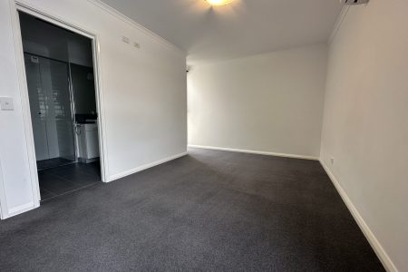 23/10 Pimlico Crescent, WELLARD, WA 6170 AUS