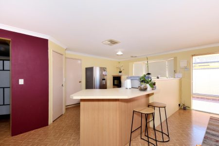 37 Centennial Avenue, BERTRAM, WA 6167 AUS