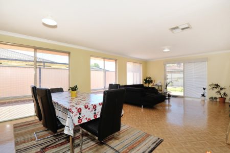 37 Centennial Avenue, BERTRAM, WA 6167 AUS