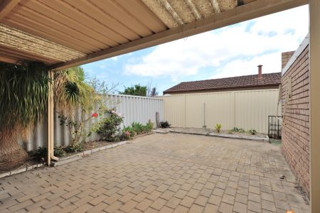 7/8 Merope Close, ROCKINGHAM, WA 6168 AUS