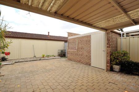 7/8 Merope Close, ROCKINGHAM, WA 6168 AUS