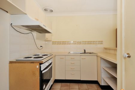 7/8 Merope Close, ROCKINGHAM, WA 6168 AUS