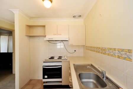 7/8 Merope Close, ROCKINGHAM, WA 6168 AUS