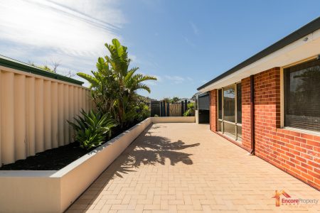 17 San Sebastian Boulevard, PORT KENNEDY, WA 6172 AUS