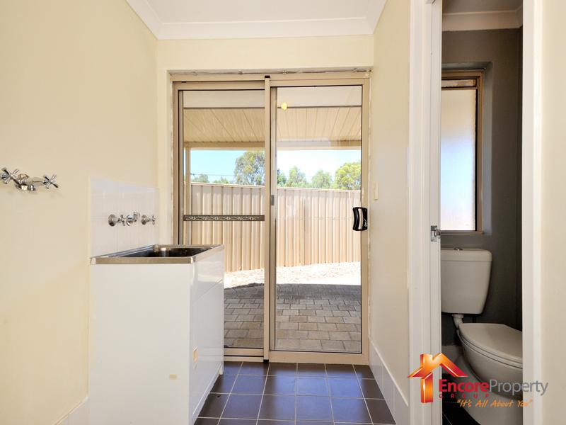 4 Charlton Way, BERTRAM, WA 6167 AUS