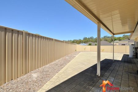 4 Charlton Way, BERTRAM, WA 6167 AUS