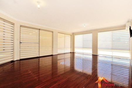 4 Charlton Way, BERTRAM, WA 6167 AUS