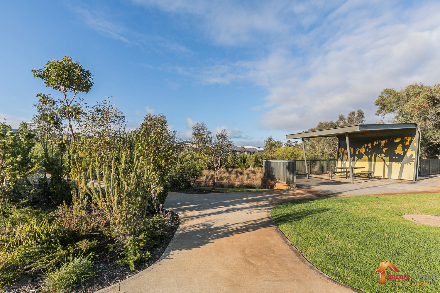 52B Mornington Crescent, WANDI, WA 6167 AUS