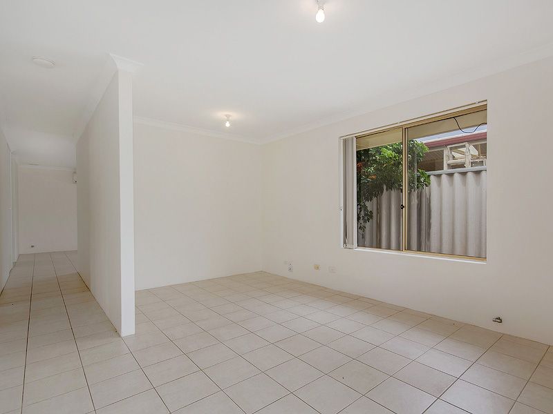 1 Barney Court, PARMELIA, WA 6167 AUS