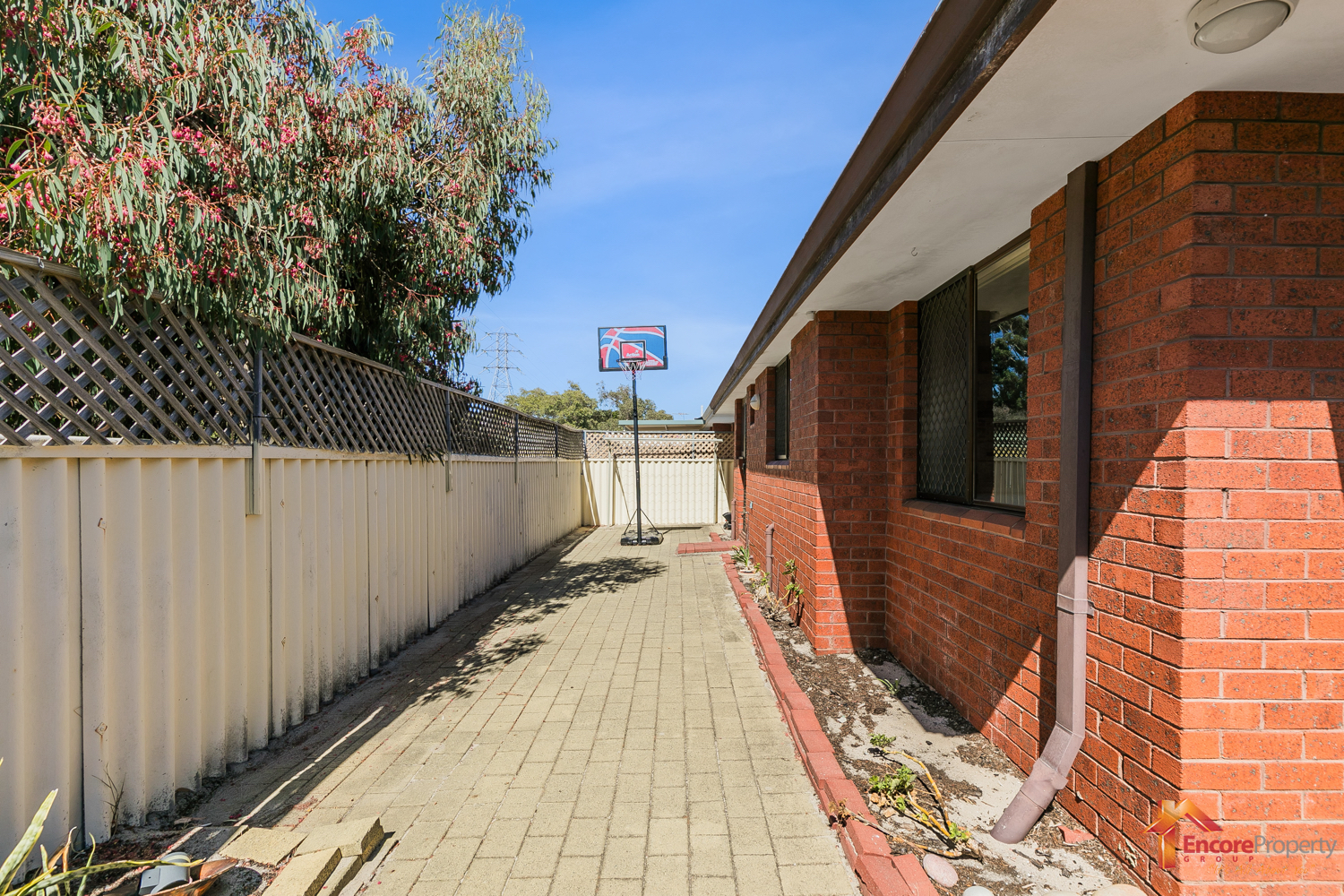 3/43 Estevan Way, FERNDALE, WA 6148 AUS