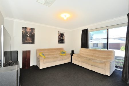 10 Pennine Way, WELLARD, WA 6170 AUS