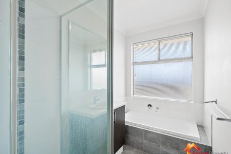55 Huntington Avenue, WELLARD, WA 6170 AUS