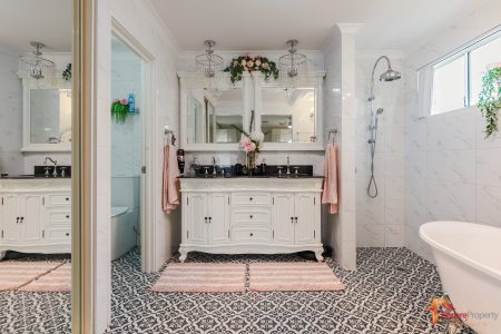1 Gorman Place, CALISTA, WA 6167 AUS