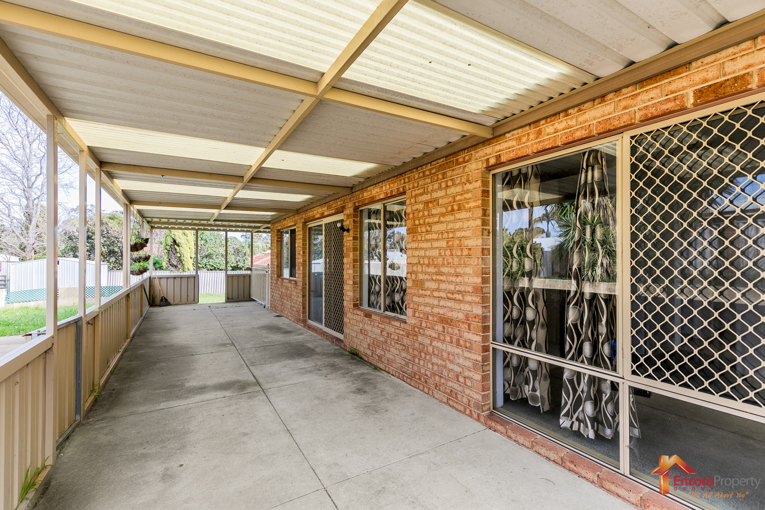 17 Garrett Corner, PARMELIA, WA 6167 AUS