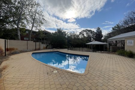 17/4 Canham Way, ORELIA, WA 6167 AUS