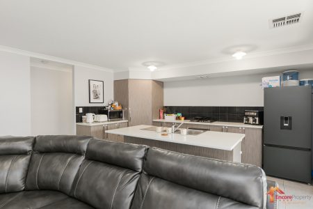 52 Leda Boulevard, WELLARD, WA 6170 AUS