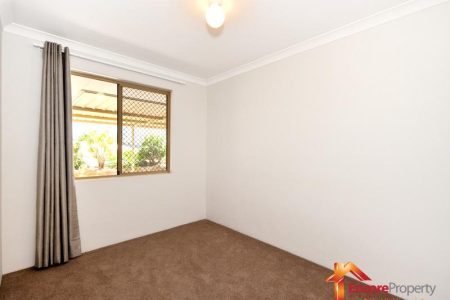 15 The Ramble, PARMELIA, WA 6167 AUS