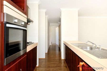 15 The Ramble, PARMELIA, WA 6167 AUS