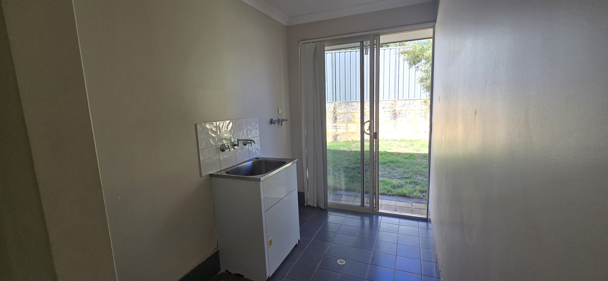 6 Wincanton Chase, LEDA, WA 6170 AUS