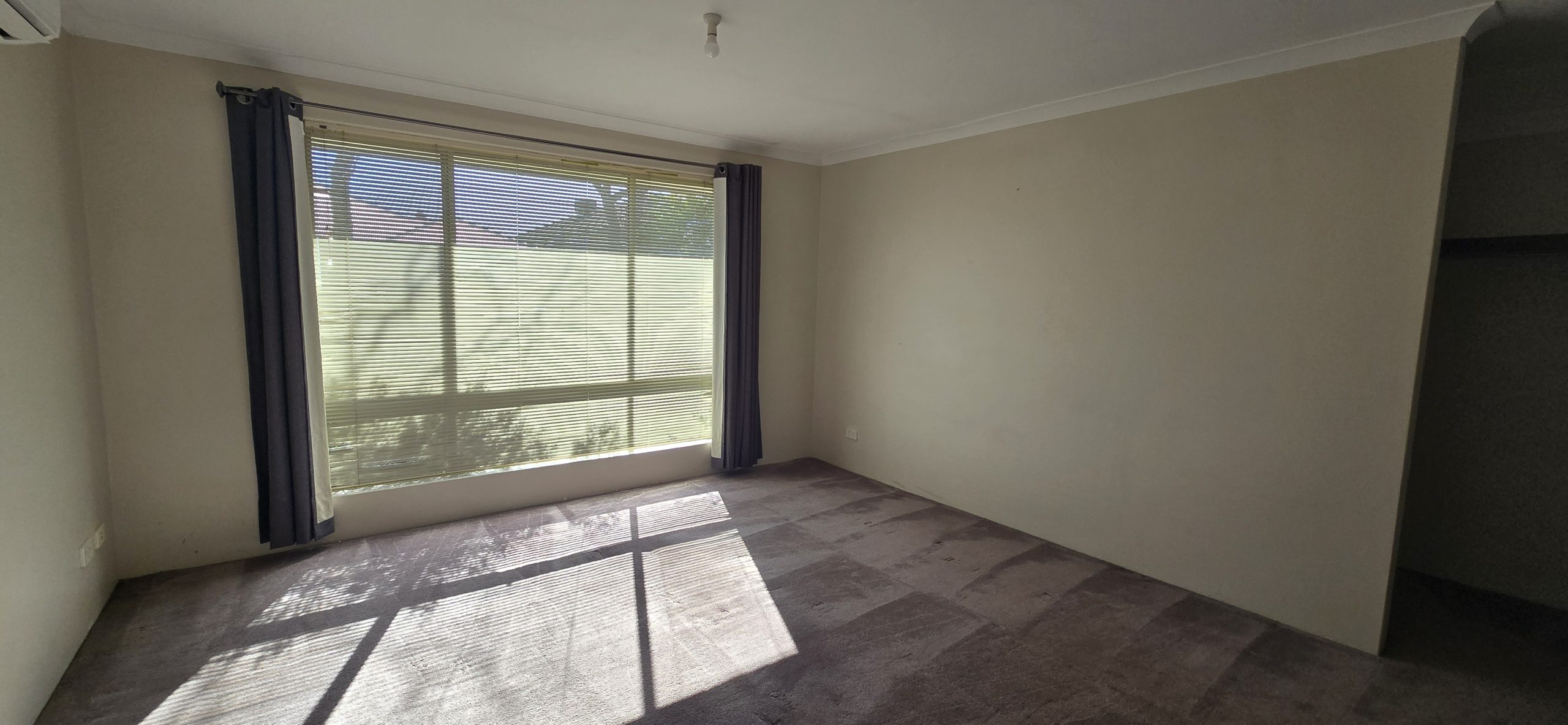 6 Wincanton Chase, LEDA, WA 6170 AUS