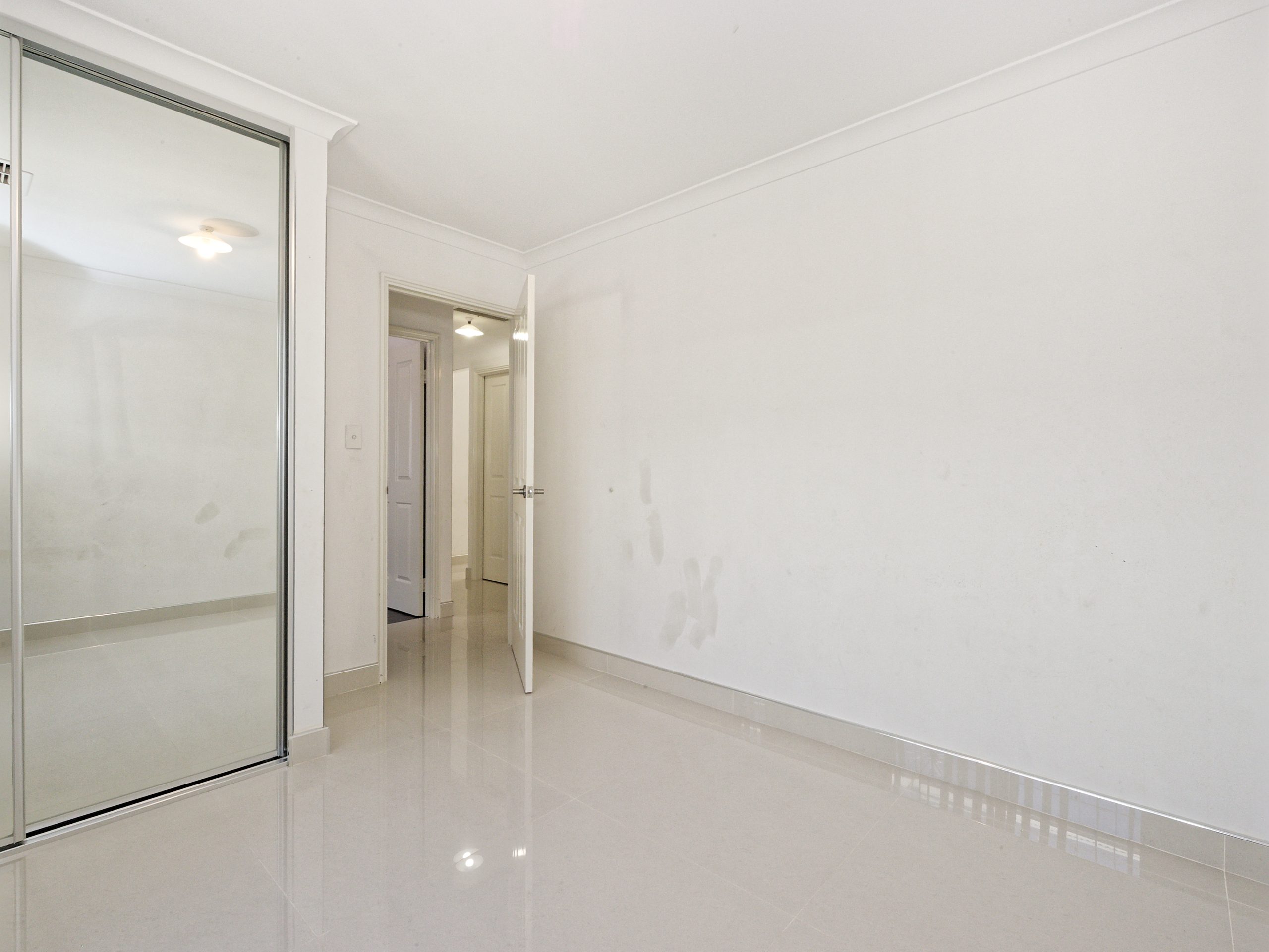 104 Sapphire Chase, WELLARD, WA 6170 AUS
